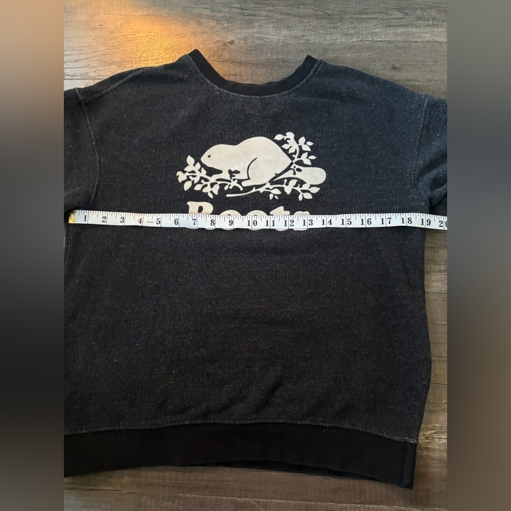 Roots Black Sweater - Picture 3 of 4